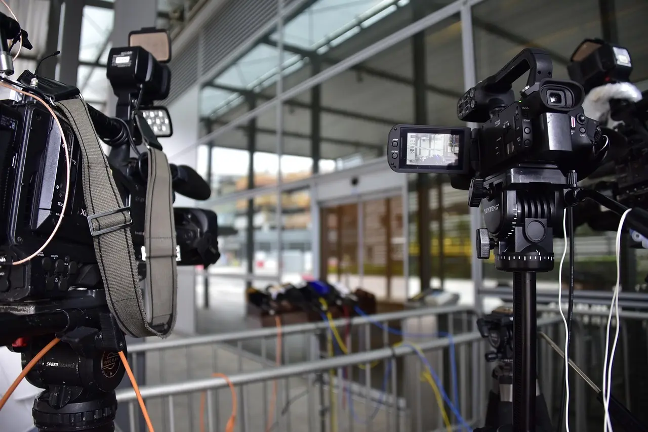 Videokameraer på stativer